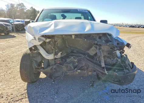 2018 Ram 1500 St z USA, uszkodzony, nr VIN 3C6JR6AG2JG291601